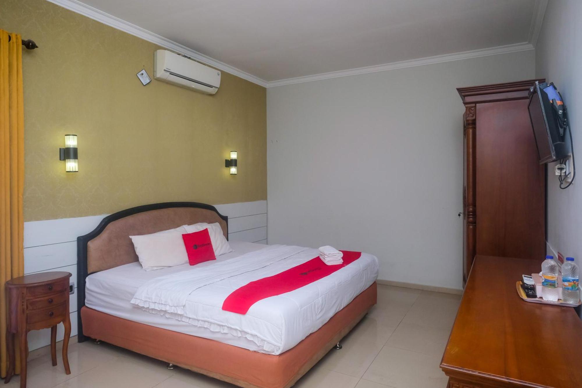 יוגיאקרטה Reddoorz Plus Near Adisucipto Airport 2 מראה חיצוני תמונה